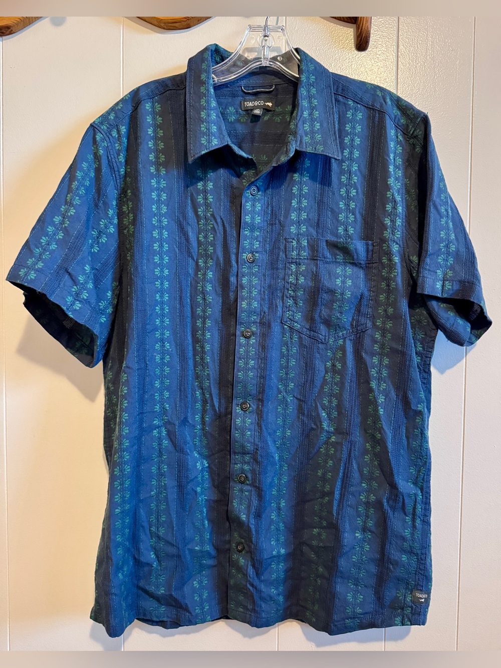 Toad&Co Blue and Green Short-Sleeve Button-Up Shirt